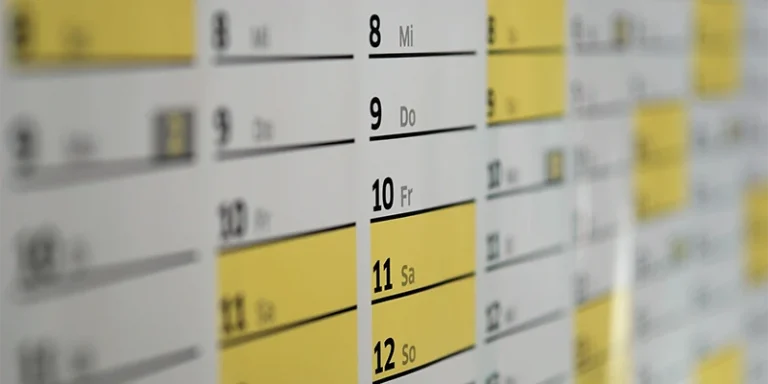 calendario-con-celle-gialle-e-bianche-cessazione-ditta-inail